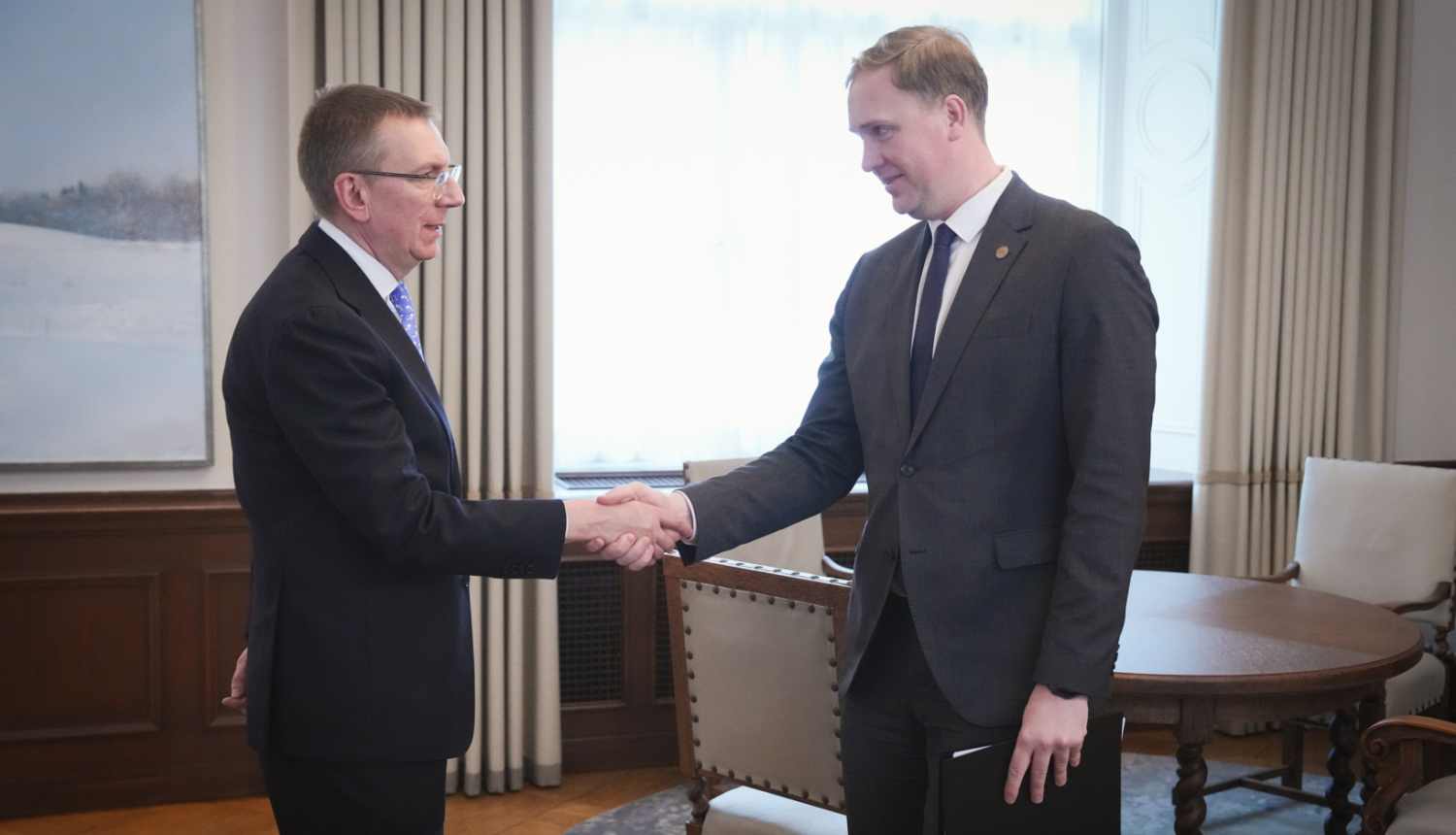 07.03.2025. Valsts prezidenta Edgara Rinkēviča tikšanās ar ekonomikas ministru Viktoru Valaini un Latvijas Investīciju un attīstības aģentūras direktori Ievu Jāgeri