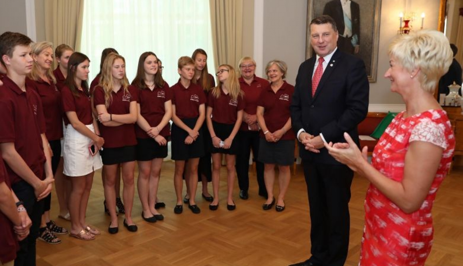 Valsts prezidents Rīgas pilī sveic projekta "Sveika, Latvija!" dalībniekus