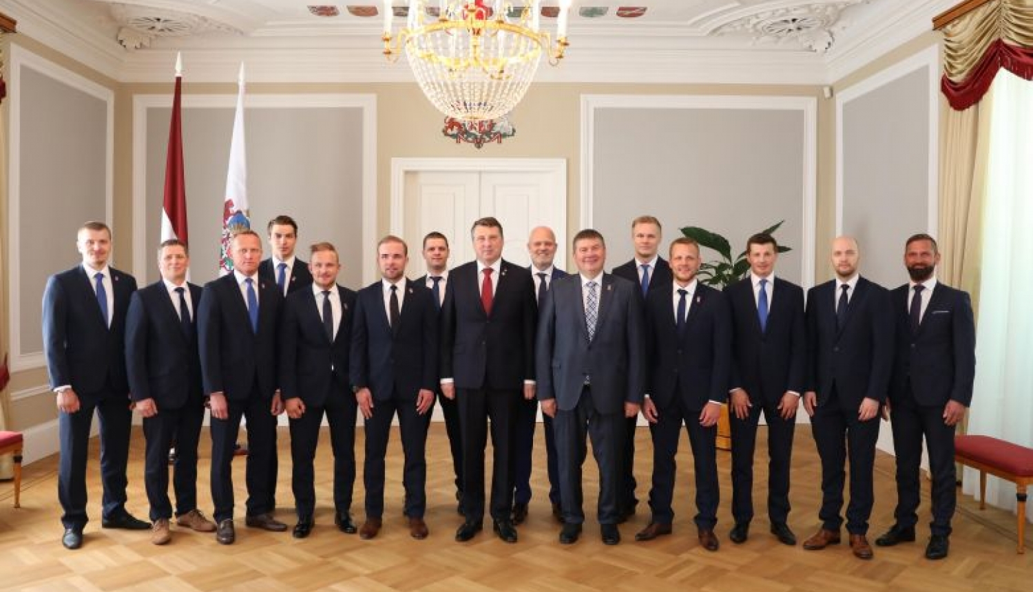Valsts prezidents tiekas ar Latvijas hokeja izlasi