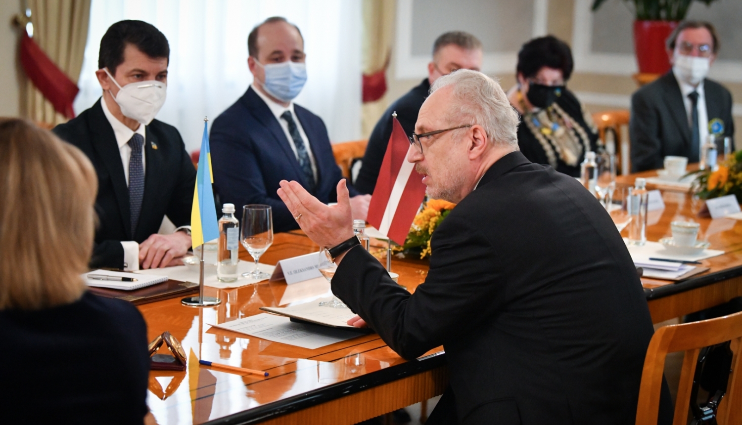 Valsts prezidents Egils Levits tiekas ar ukraiņu diasporu Latvijā 